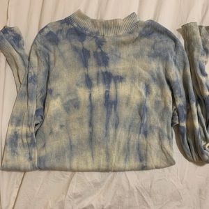 Light & airy mock neck shirt